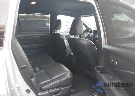 2019 Honda Passport Touring z USA, uszkodzony, nr VIN 5FNYF8H99KB011697